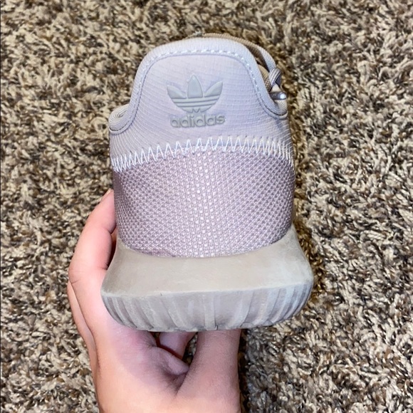 Adidas Tubular Tennishoes - Picture 2 of 5